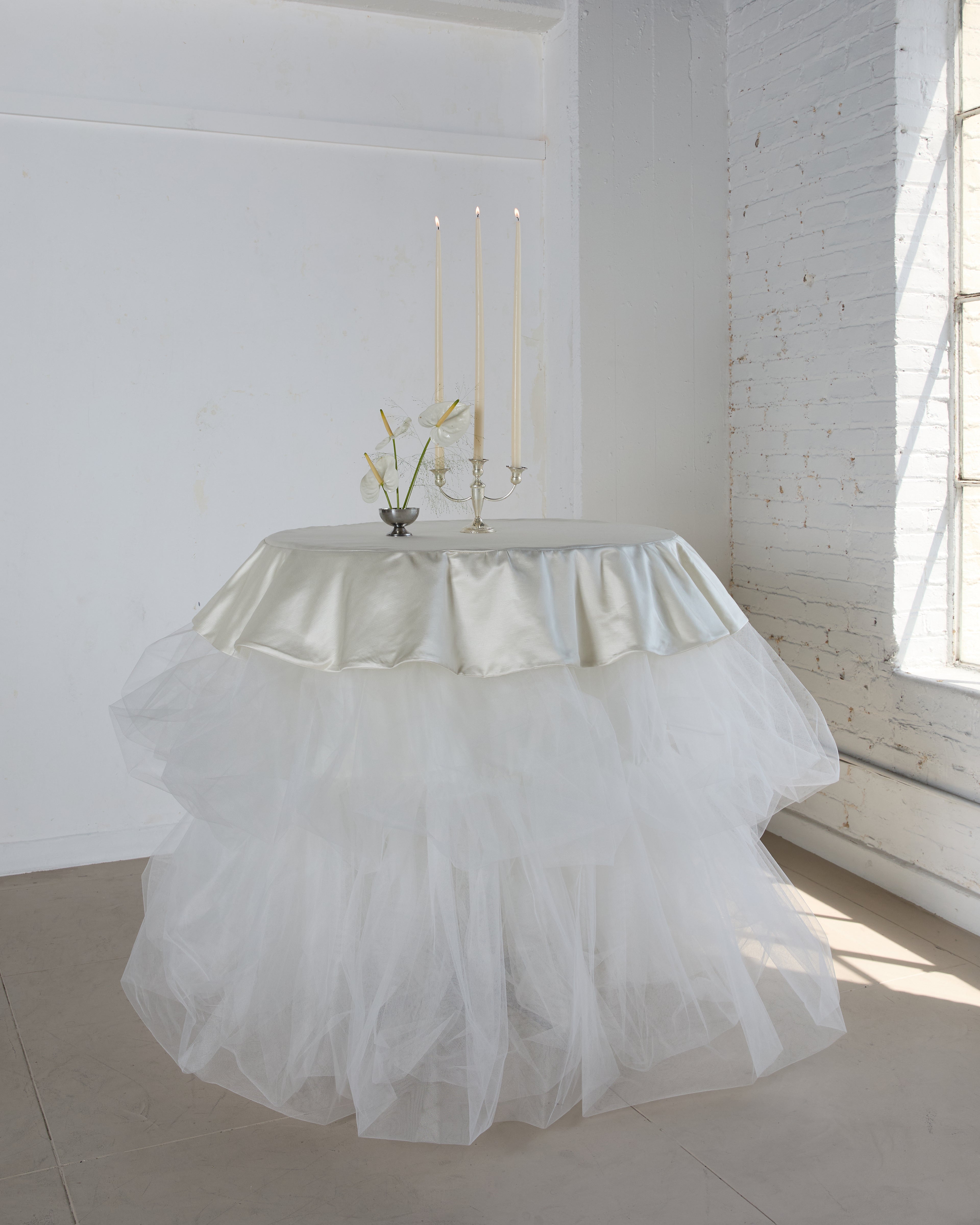 The Arabesque Linen