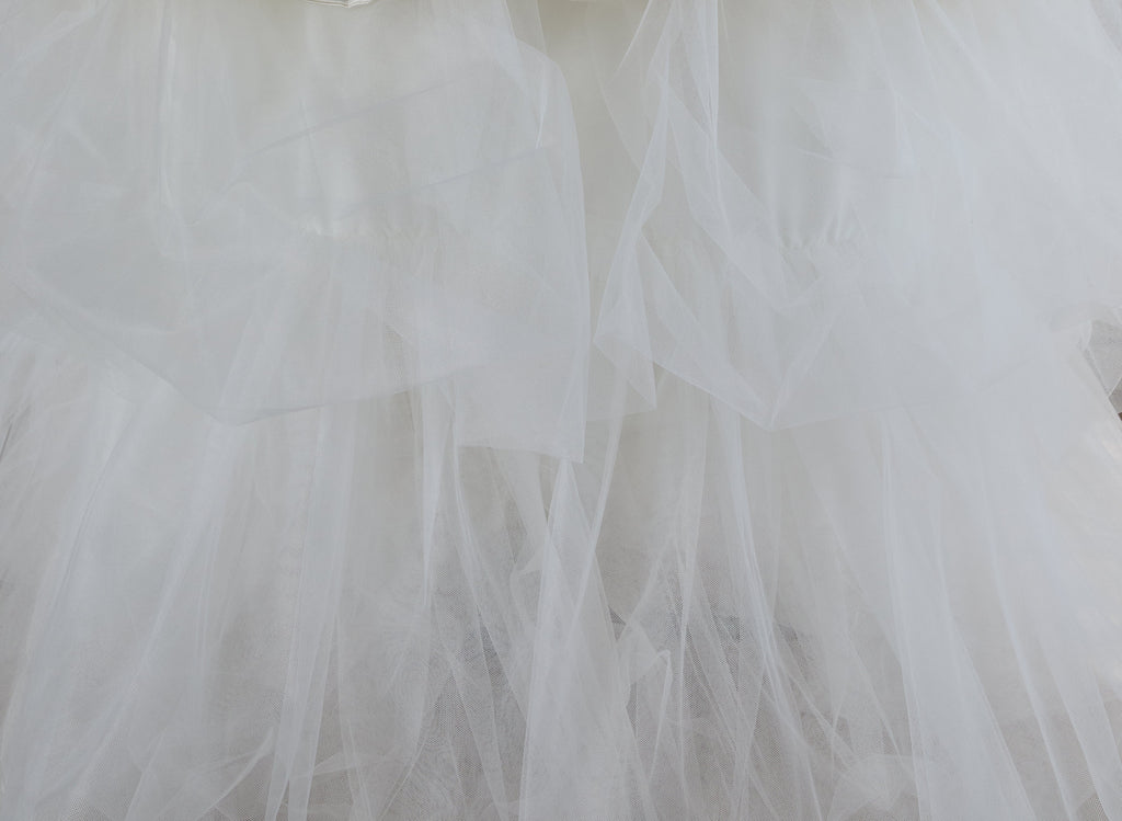 The Arabesque Linen