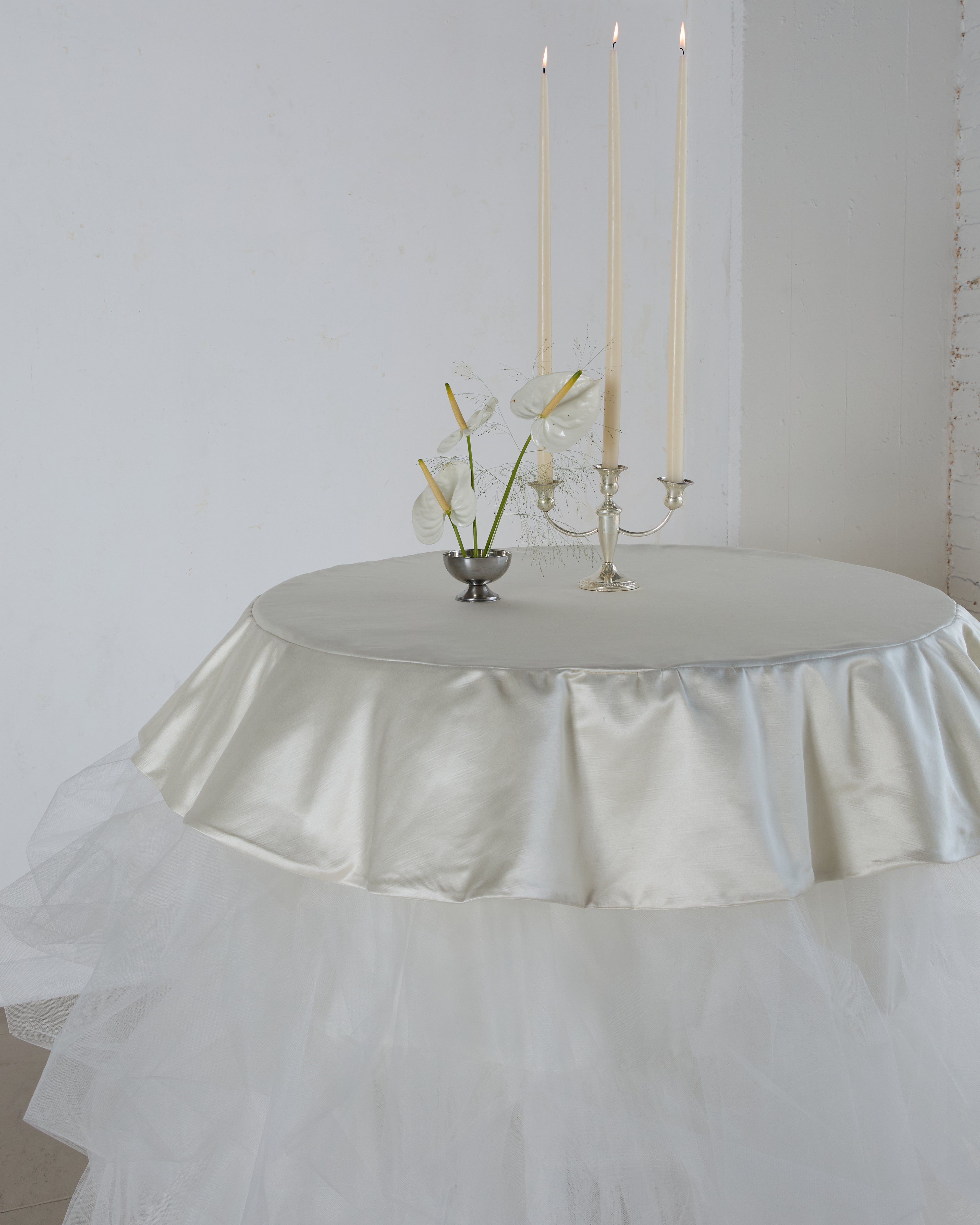 The Arabesque Linen